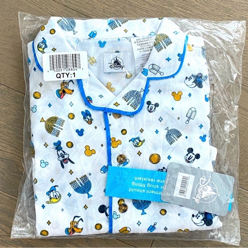 NWT Disney Hannukah Pajama Set XXL 2XL White with Blue and Gold Accents